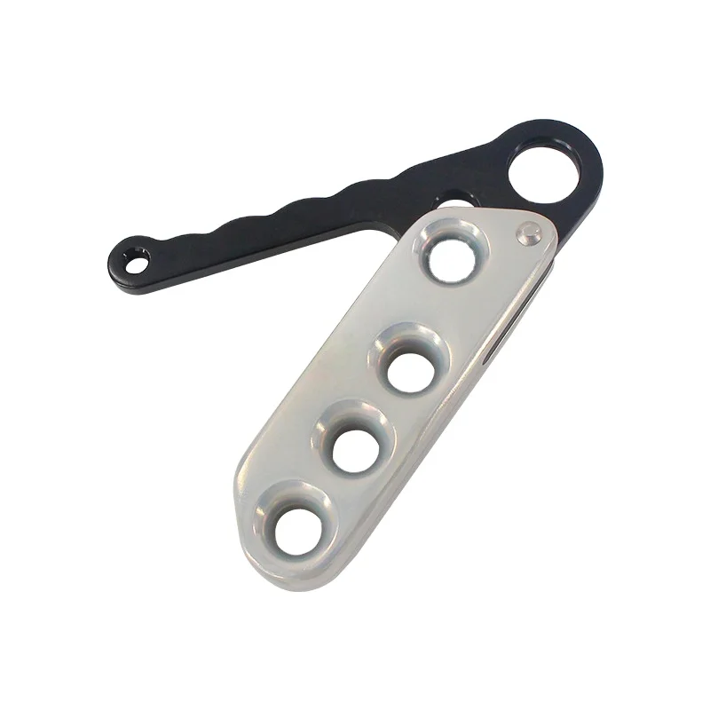 Fire rope rock climbing rope retarder Life-saving speed descent climbing equipment Hand controlled descent device