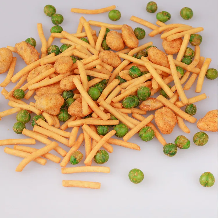 Indian Mix Crackers With Peanuts and Green Peas