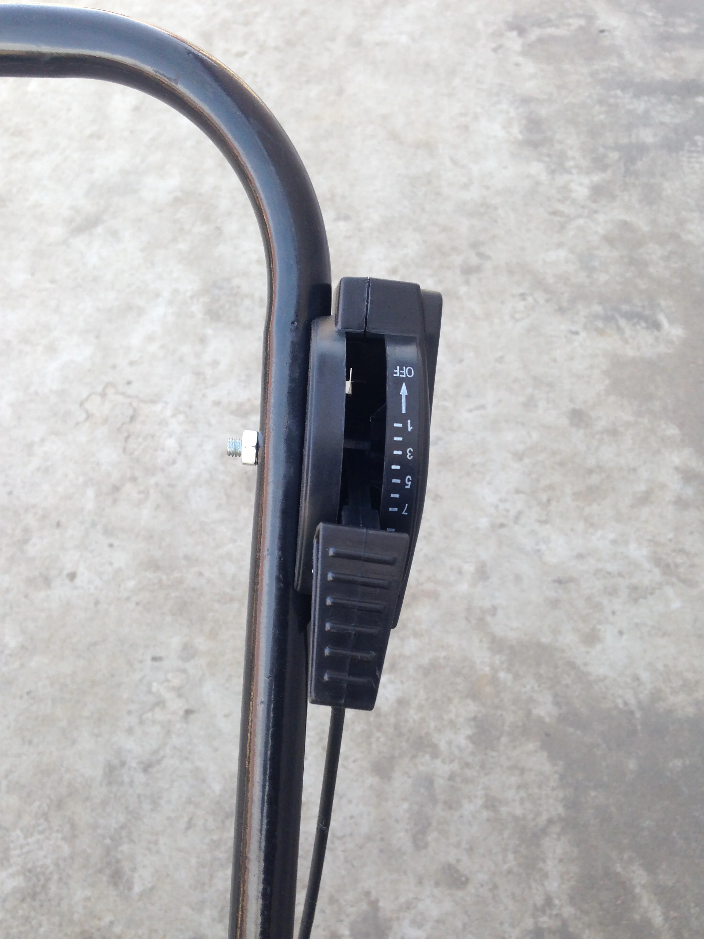 Green Walk Behind Fertilizer Spreader TC2027