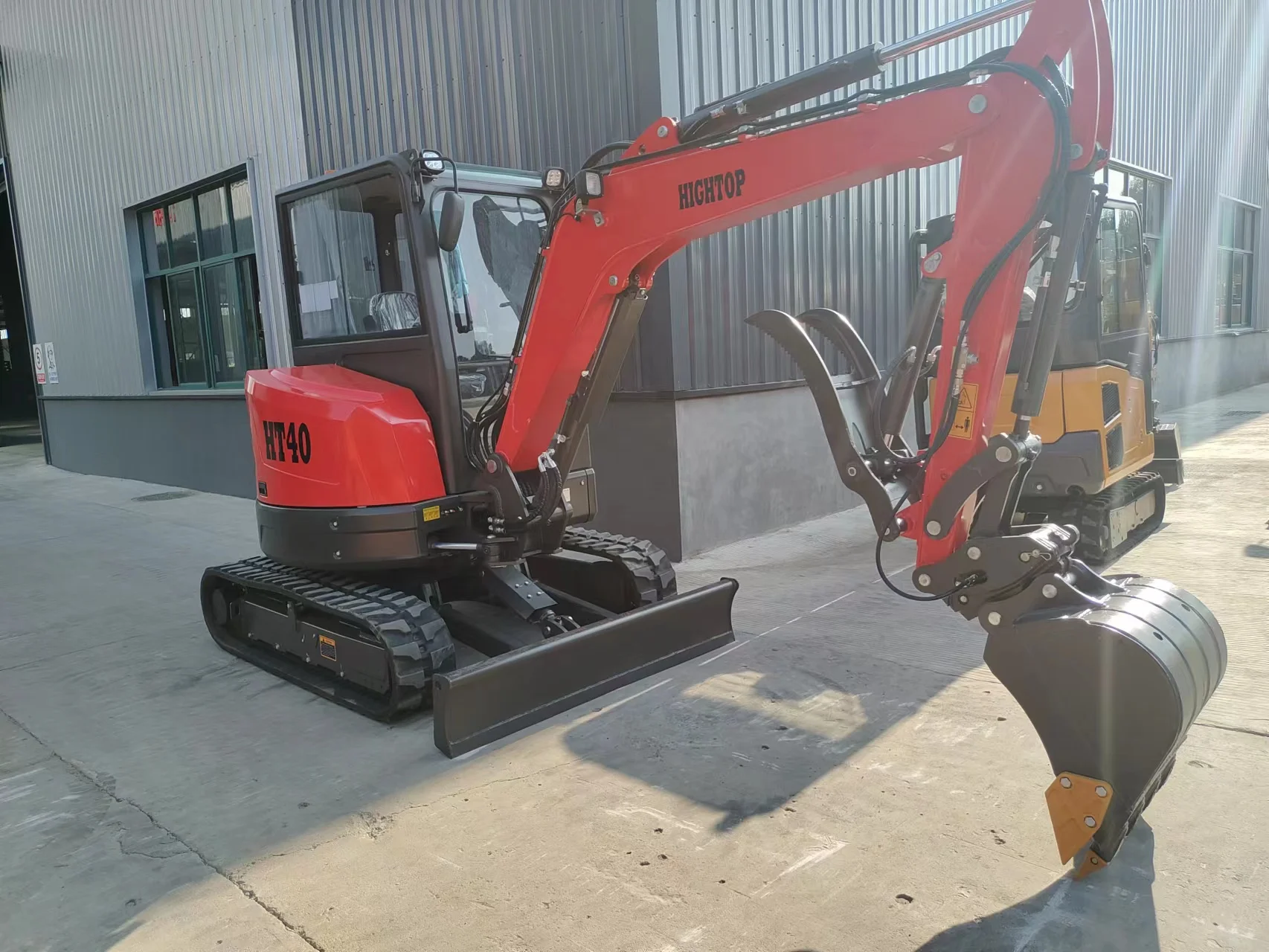 Mini Excavator 3.5 ton 4ton Mini Digger Excavator With EUROV/EPA Famous D1703 Engine