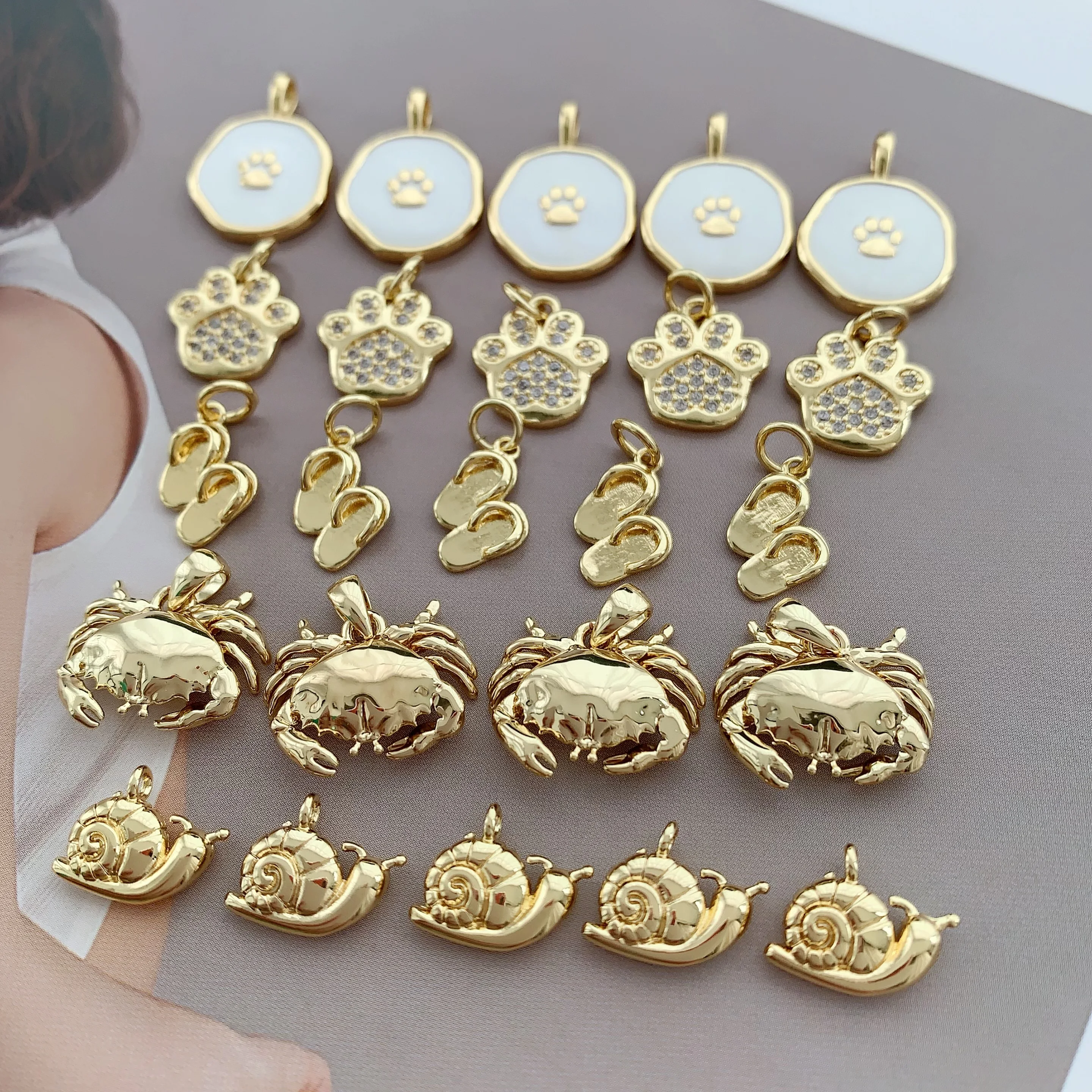 LS-L3692 Newest bear claw pendant for necklaces solid slipper charms 18k gold plated crab snail pendants & charms