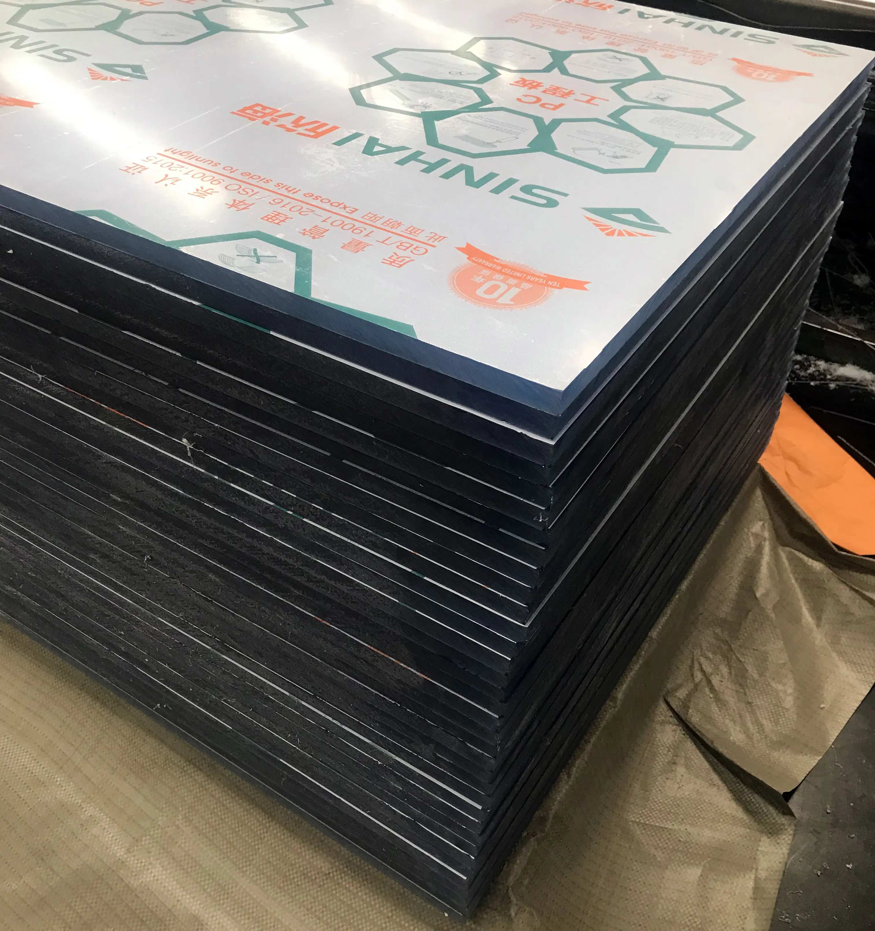 Polycarbonate Factory Custom Thickness 1.22*2.44m Policarbonato Panel clear Transparent Flexible Sun Solid Polycarbonate Sheet