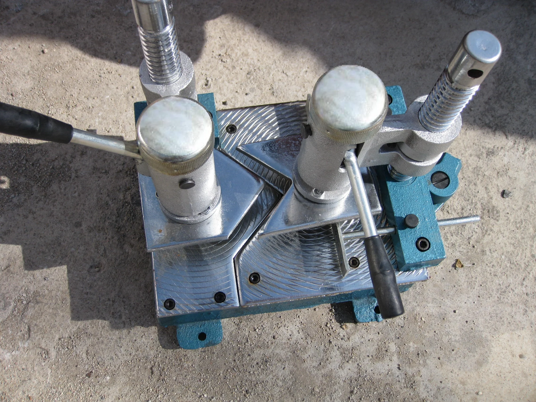 Ручной сварочный инструмент для изготовления окон и дверей из НПВХ