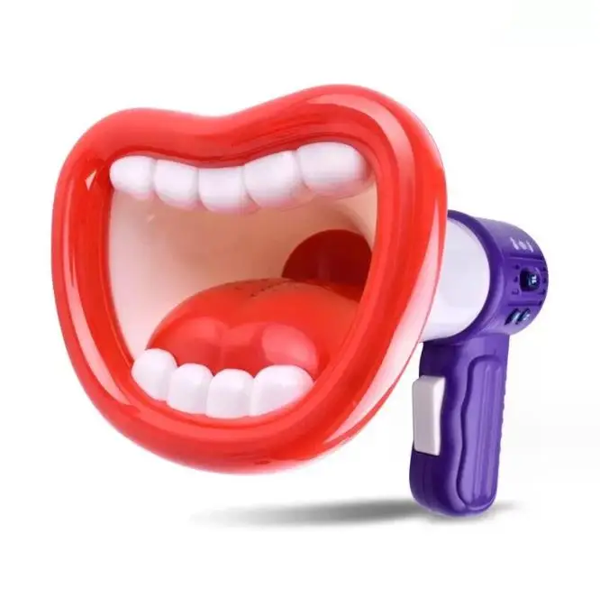 Hot selling great birthday gift family interactive toy voice changer toys kids microphone speaker voice changer for kids