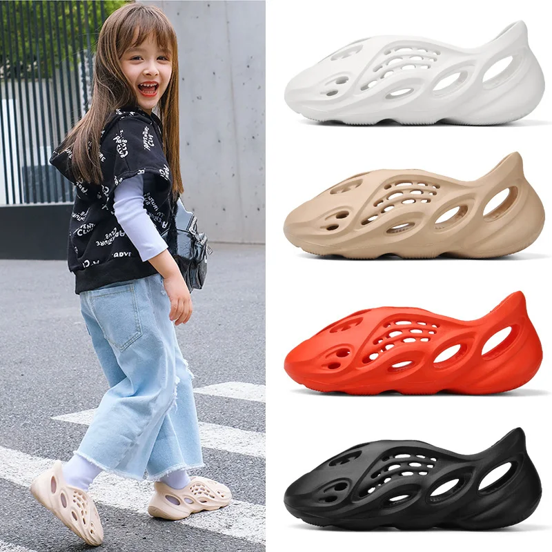
Wholesale Summer Kid Casual Indoor Outdoor Slippers Children Water Proof Sandal Kids Yeezy Clogs 