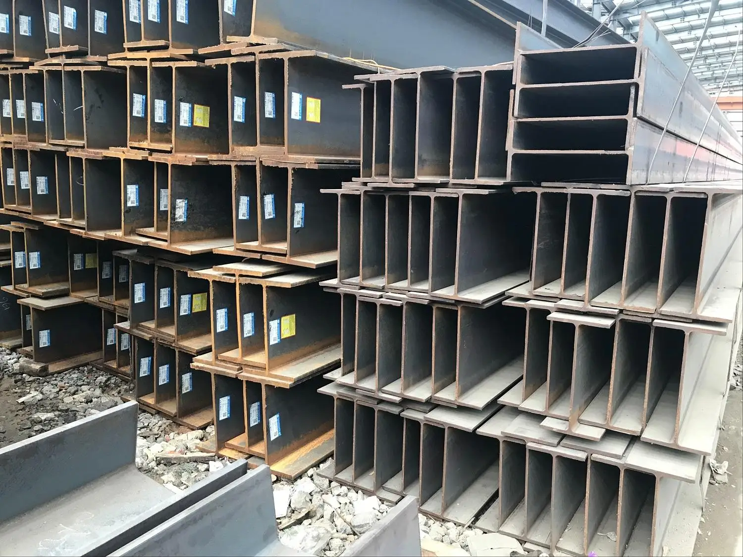 Китайские производители, горячекатаный A36 класс SS400 Q235B углеродный q235 сталь H/I/U луч