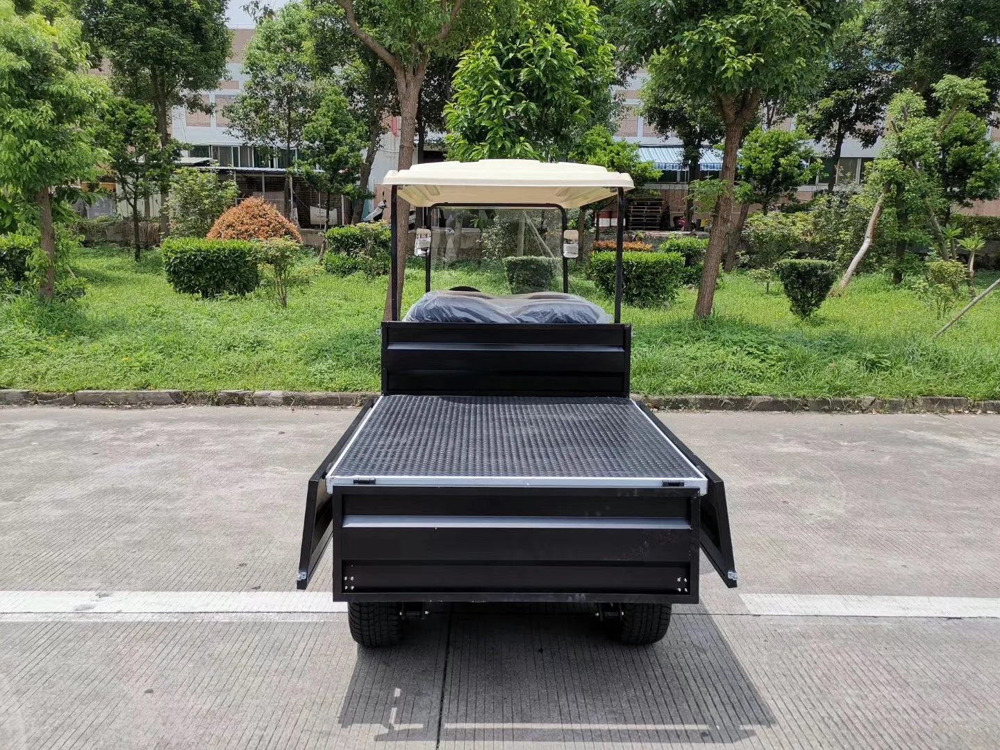 electric 4 seater mini  48v vintage golf buggy with rear cargo box  golf carts