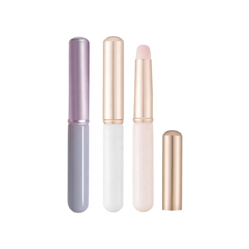 Wholesale Portable Mini Lipstick Brush with round Head Soft Bristles and Lid for Eye Makeup Concealer Lip Gloss Application