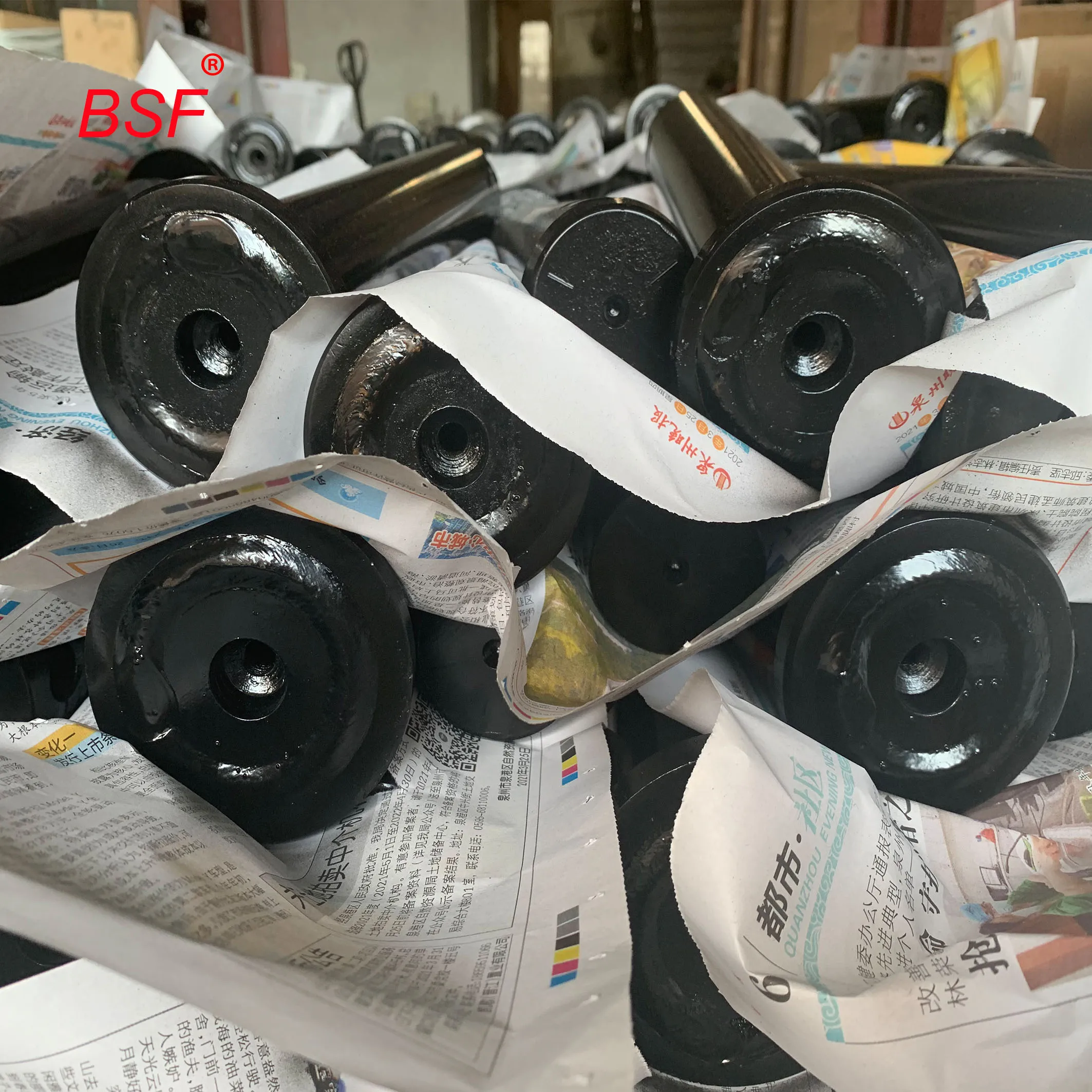 Factory Supply Black Color Bucket Bush And Pin 40CR Excavator Bucket Pin 70*430Mm Custom Spare Parts