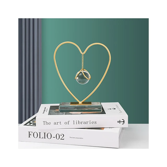 Luxury Creative Crystal Base Metal Crystal Ball Decorative Ornaments for Home Decor and Holiday Gifts