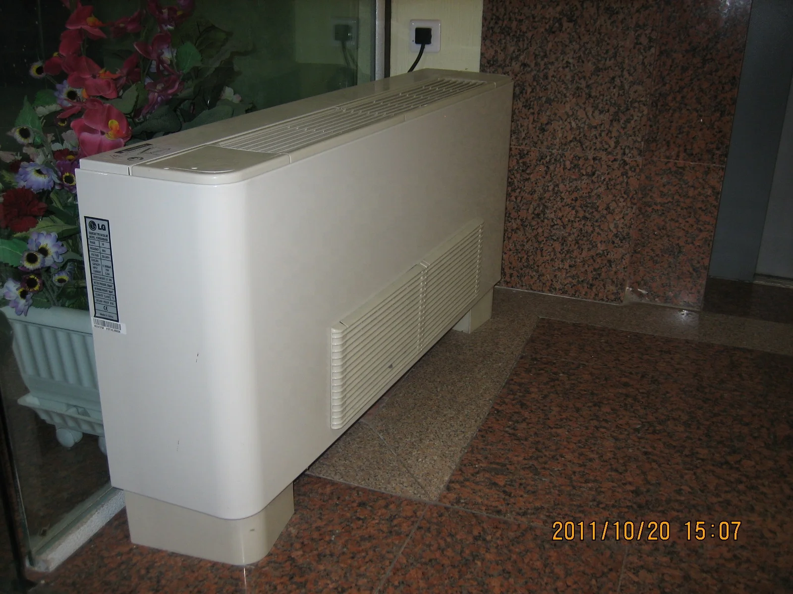 China ultra thin wall mounted floor standing water cooling fan coil unit