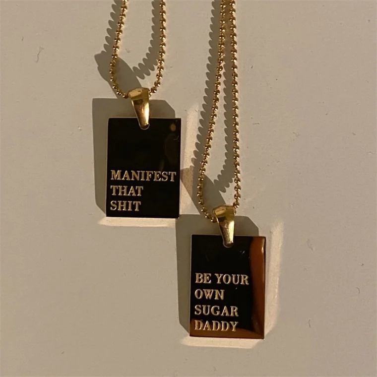 Лидер продаж, прямоугольная подвеска с гравировкой на заказ, вдохновляющие цитаты, ожерелье из нержавеющей стали 18 карат, персонализированные женские украшения