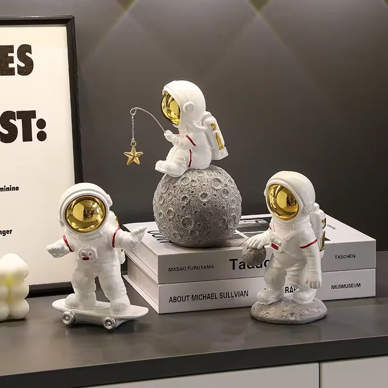 Custom Astronaut Resin Crafts for Craft Figure Statue Tabletop Decoration for Living Room