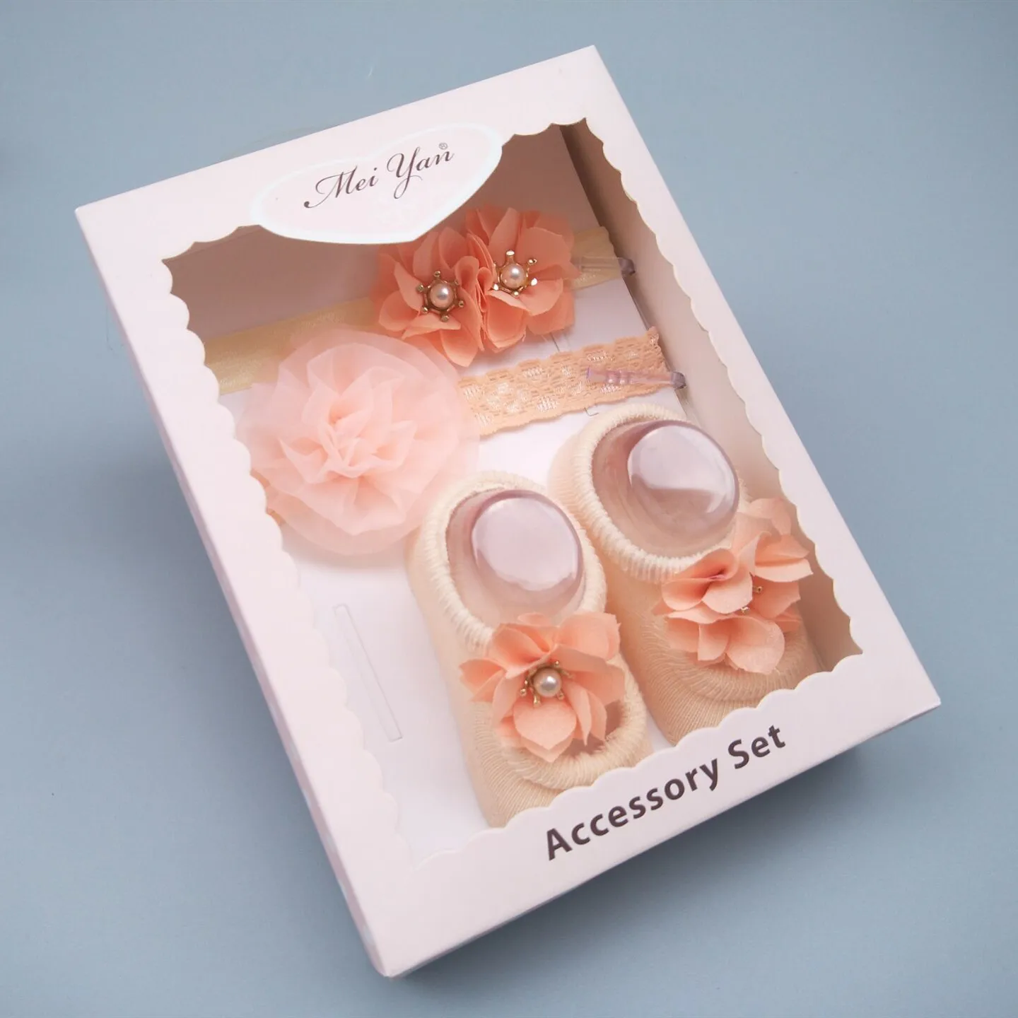 In Stock Wholesale Newborn Gifts Box Pack Fancy Lace Bow Flower Headband Set Anti Slip Cotton Baby Socks