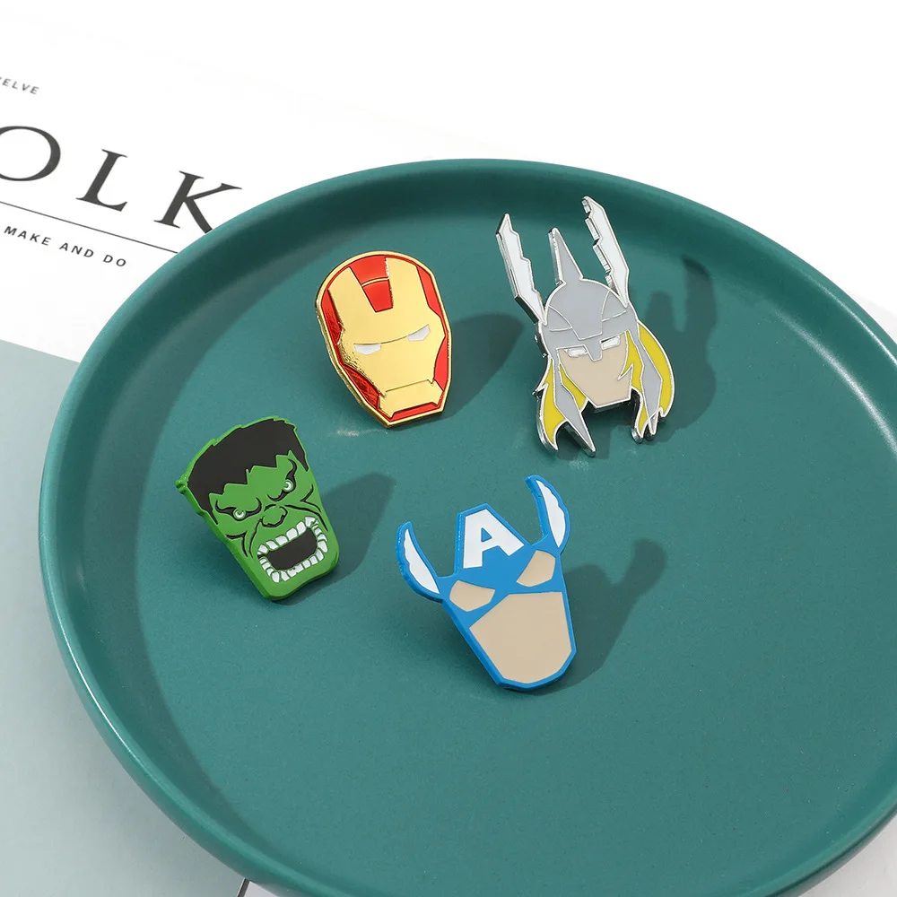 Metal Crafts Accessory Cartoon Anime Cool Marvel Iron Man Hulk Deadpool Luminous Brooch Decoration Cloth Pins Badges Ornaments