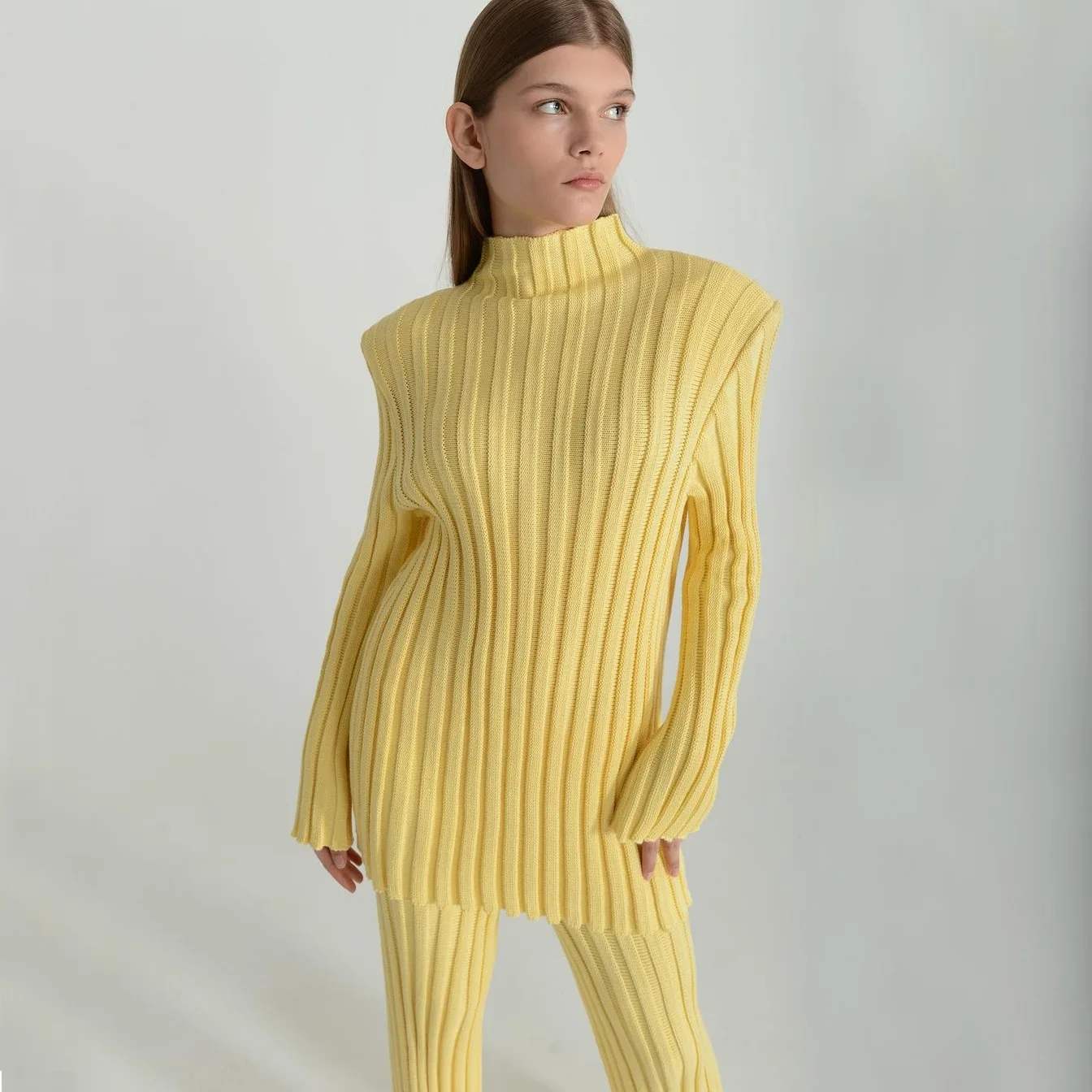 2021 Fall Fashion Candy Color Shoulder Pad Knit Turtleneck Casual Two Piece Sweater Set For