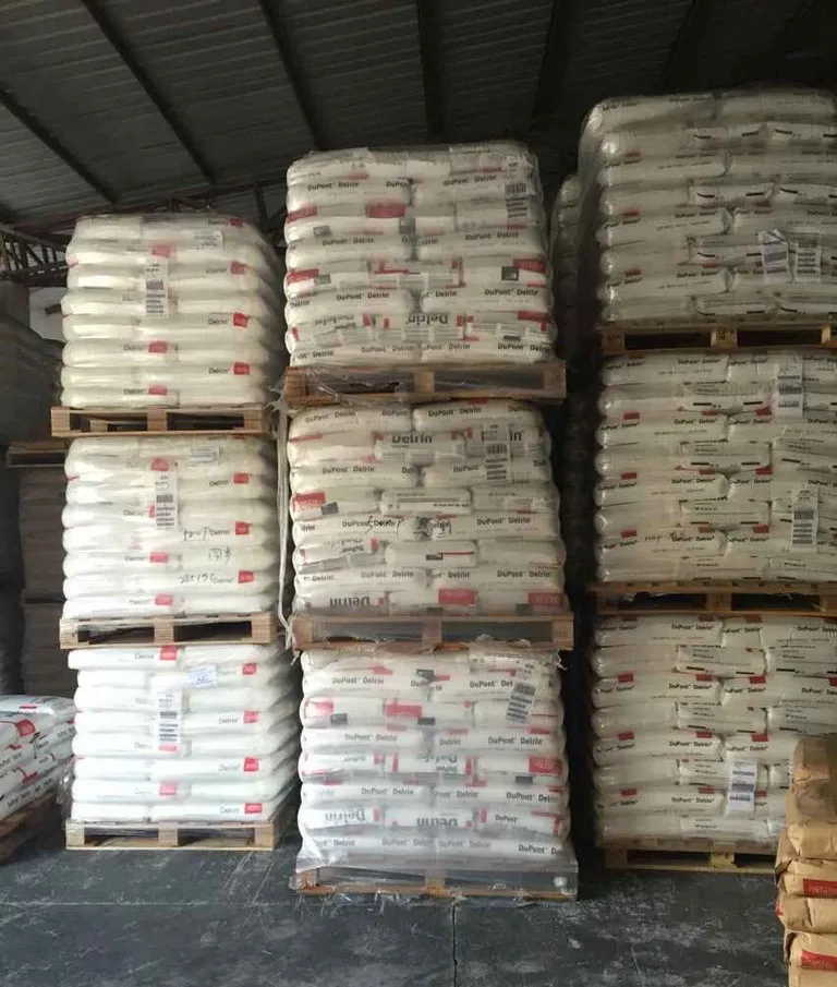 (POM) Delrin 100P NC010 Natural/BK602 Black