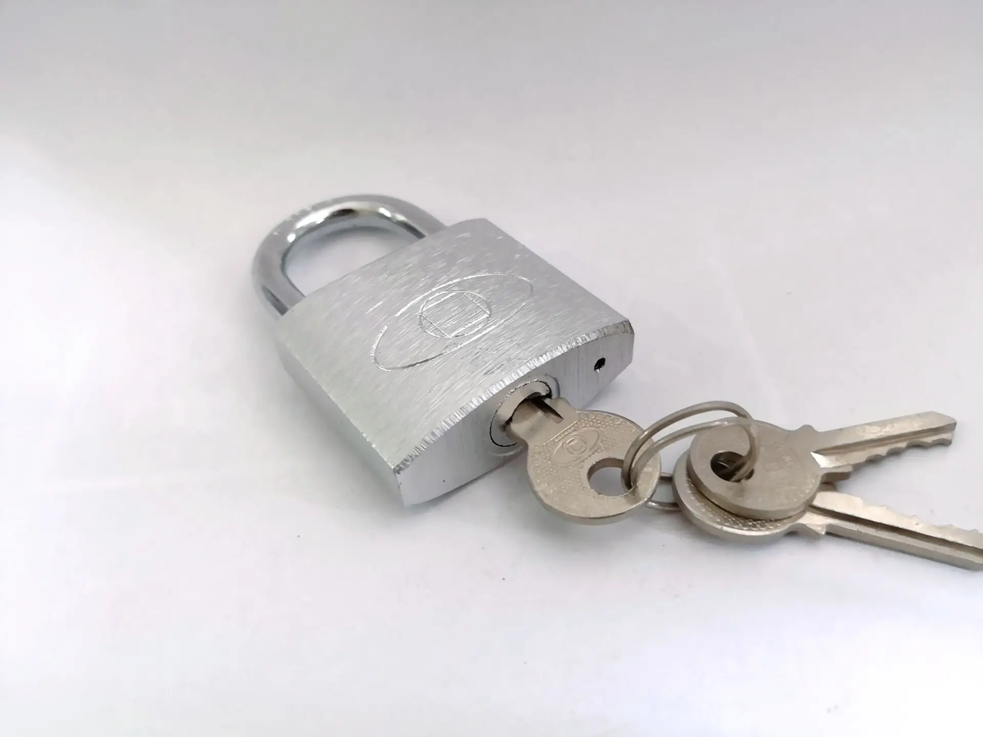 
FANG YUAN Silver paint lock iron padlock 