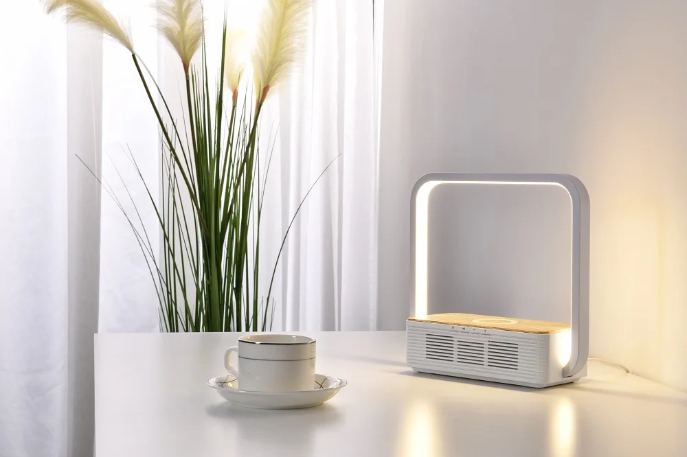 Home Decor Table Lamp Wood Imitation Bedside Lamp With Bluetooth Speaker Wireless Table Lamp