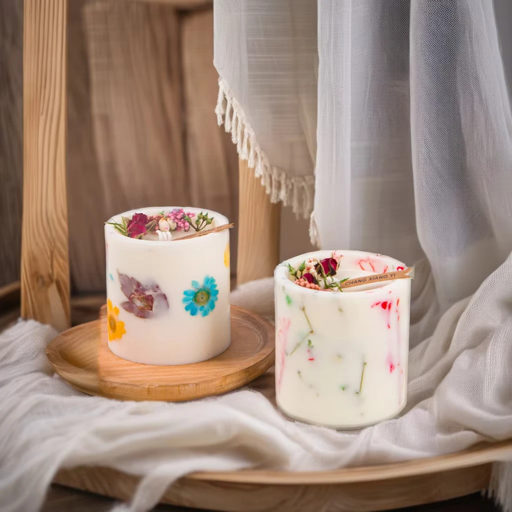 Home Indoor Long Lasting Advanced Soothing and Sleepaiding Light Fragrance Bedroom Female Fragrance Gift Party Scented Candles