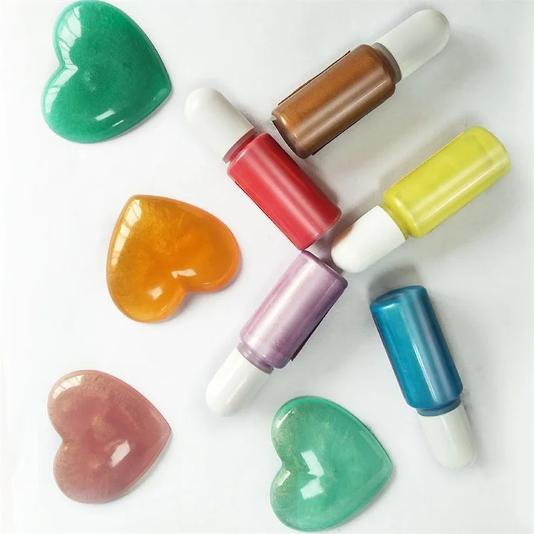 Wholesale High Gloss Odorless Easy Mix Arts and Crafts Natural Mica Plate Resin Pigment Liquid for resin