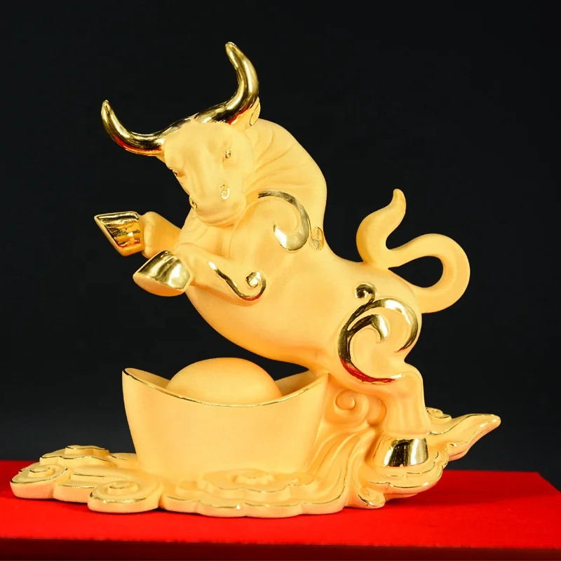 New Design Handicrafts Gifts For The Year Of The Golden Ox Statue Metal Crafts With 24K Gold Plating Golden Bull Sculpture