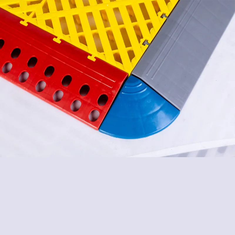 50*50*5cm Car Wash Anti Slip Pp Interlocking Garage Floor Tiles Removable Plastic Car Wash Floor Mats