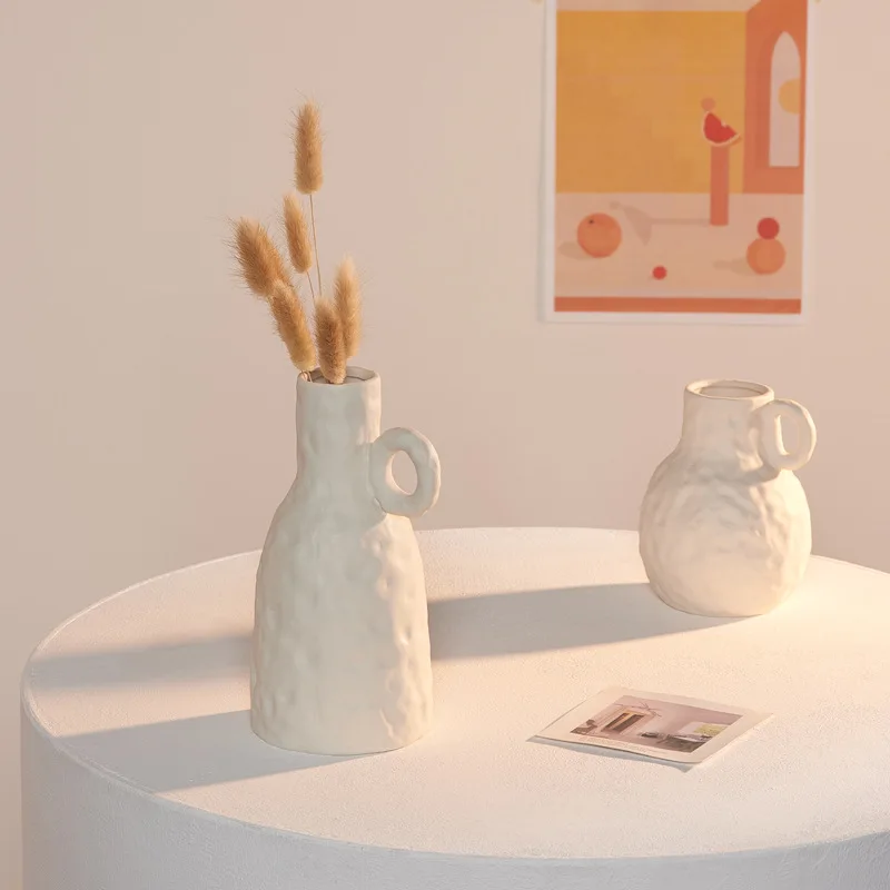 
ceramic & porcelain nordic body decorative modern bum white minimalist small chinese antique vintage cheap matte geometric vases 