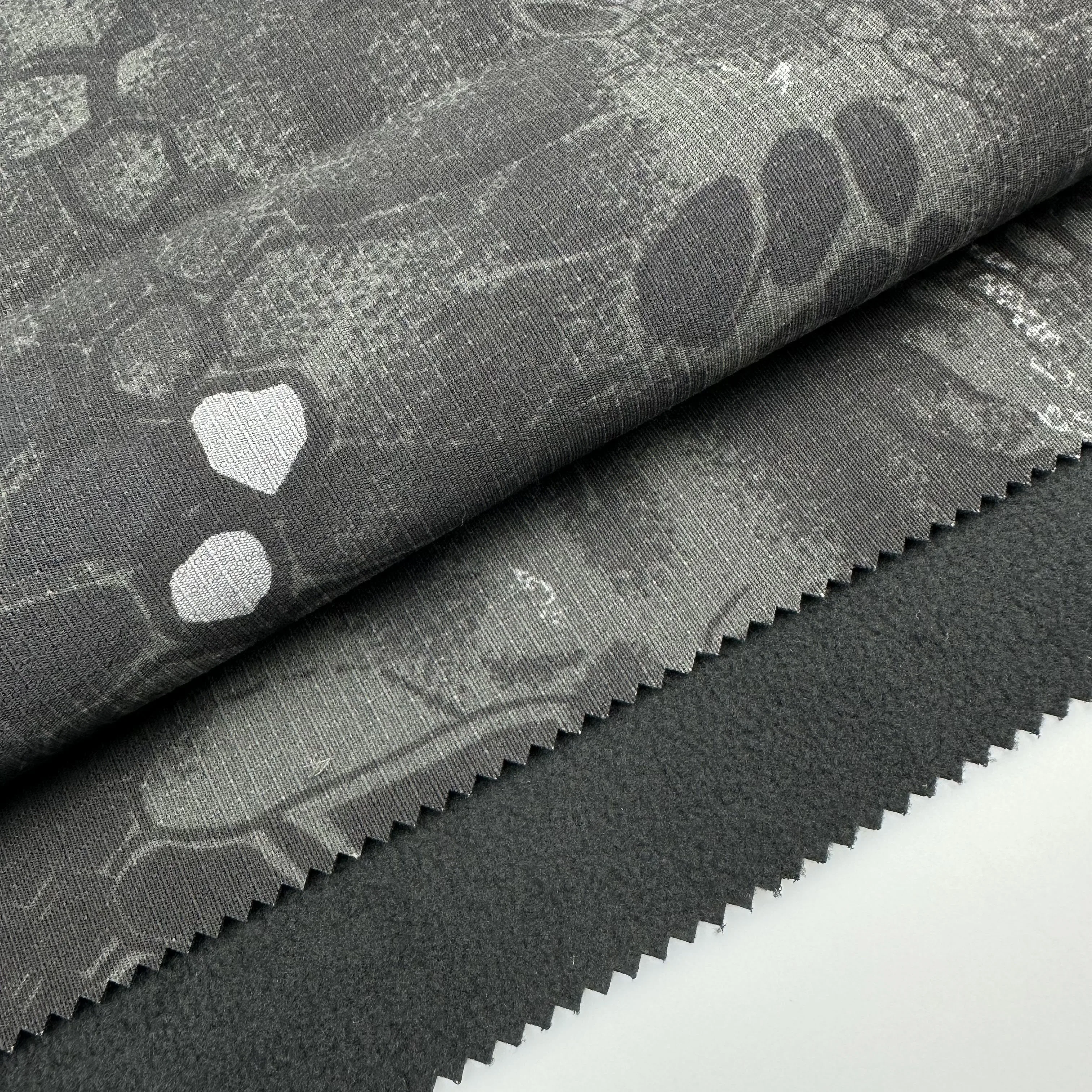 Customized Compound Ripstop Polyester/cotton Twill Woodland Camouflage Fabric Printed Camo Uniform Fabric For Winter Workwear