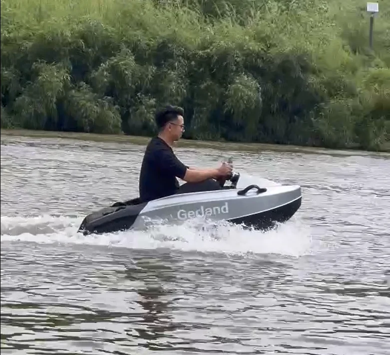 Герланд Электрический водный скутер ГИДРОЦИКЛ водоструйный катер реактивный