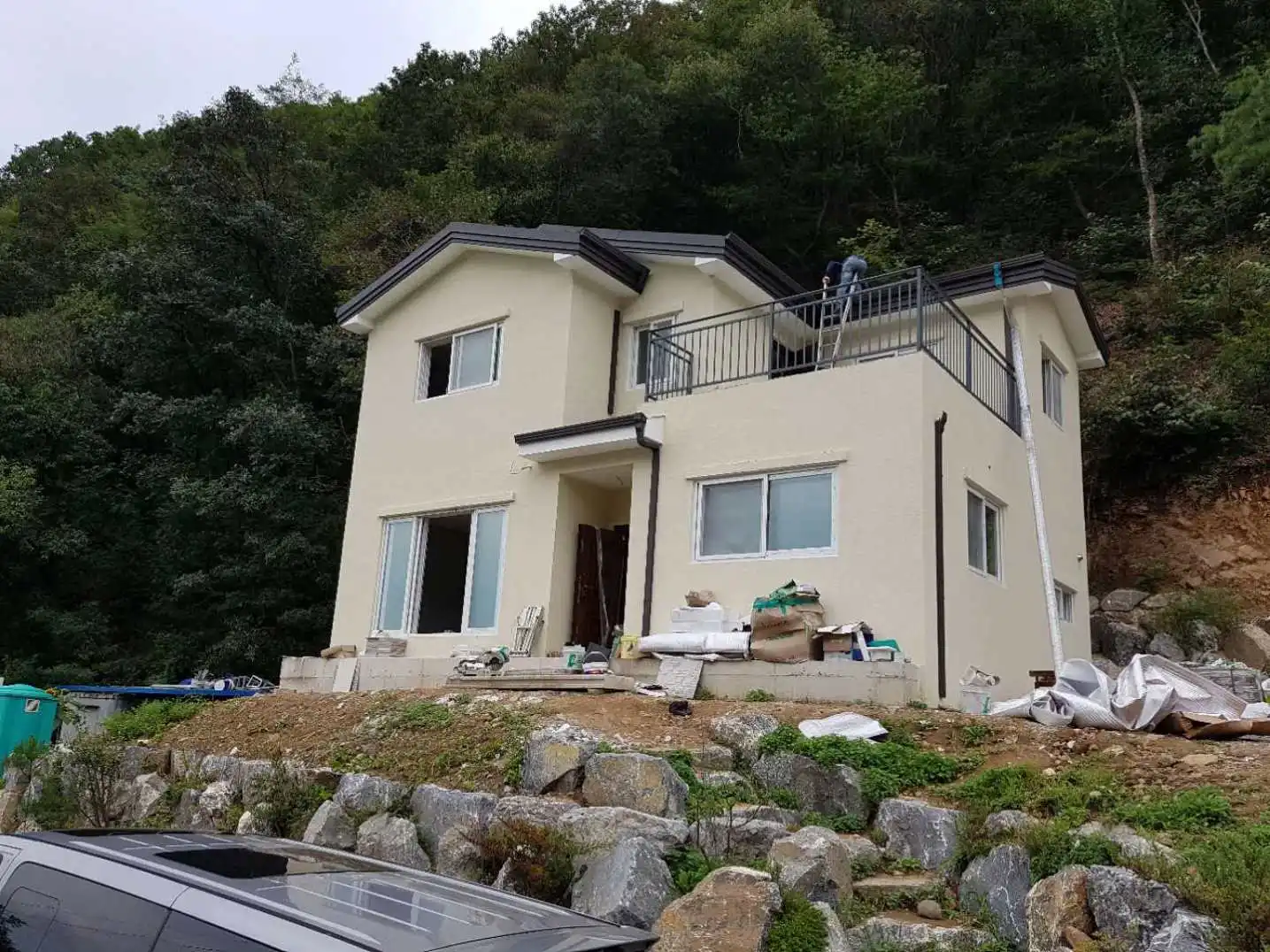 Decorative two storey prefab house luxury prefab house villa glass