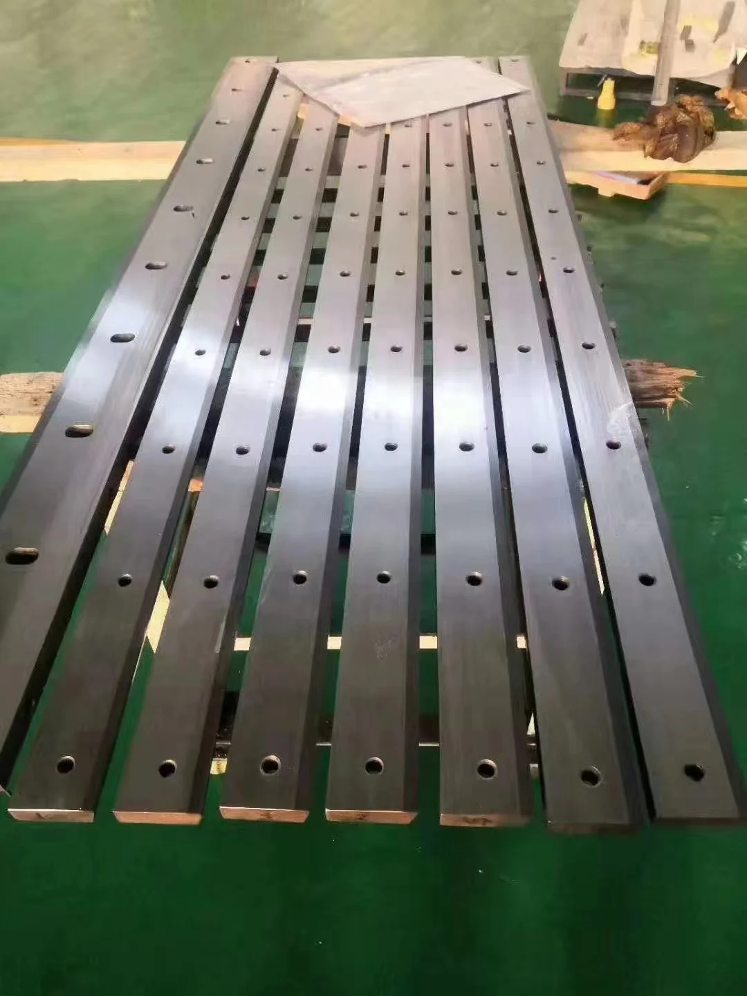 H13/skd61 1300*63*16 лезвие ножницы применимо к Qc12y (k) поворотной балке 4*2500 / Qc11 гильотина 4*2500