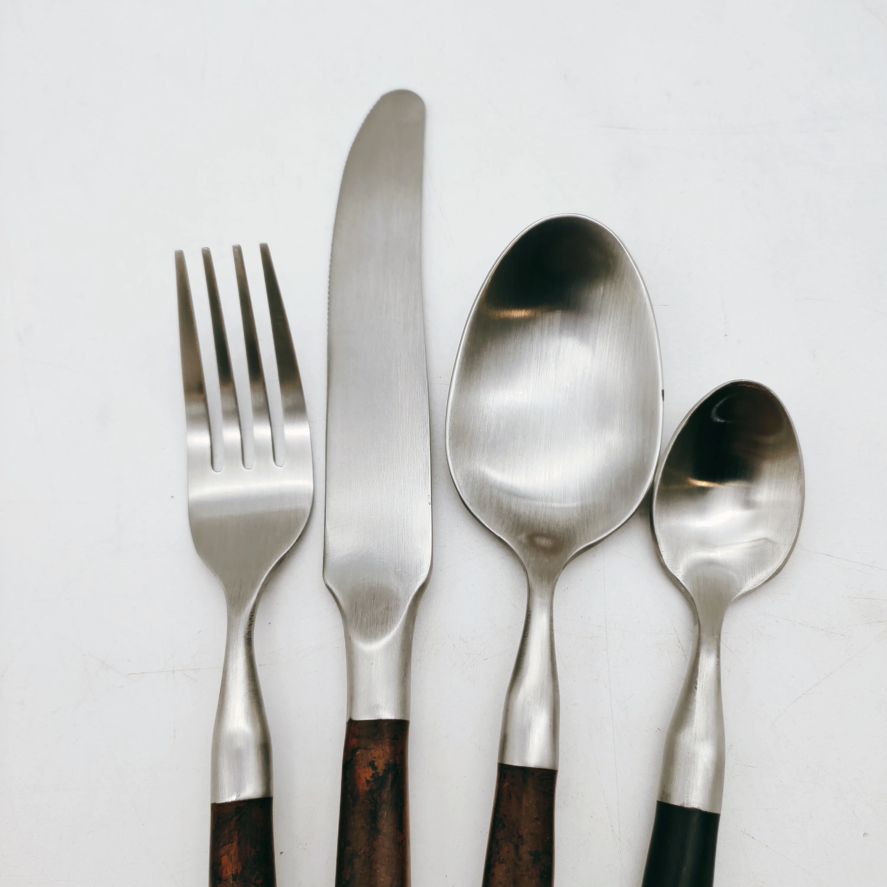 Brown Matt POM Handle Forged Bakelite Japan Style Copper Flatware Satin Stainless Steel Cutlery Set