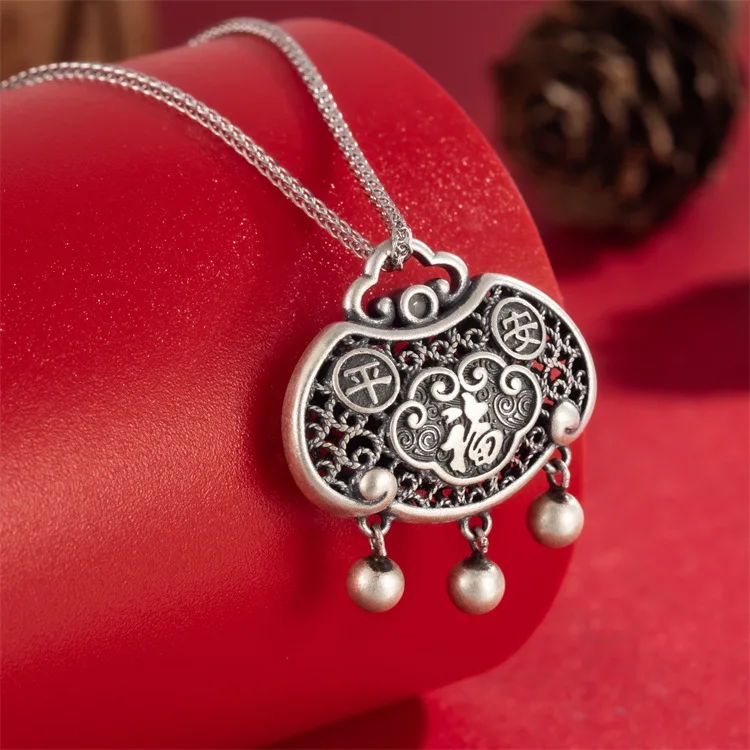 Chinese style s999 full silver vintage make old safety lock pendant Chinese style Fu character hollow flower silk water ripple