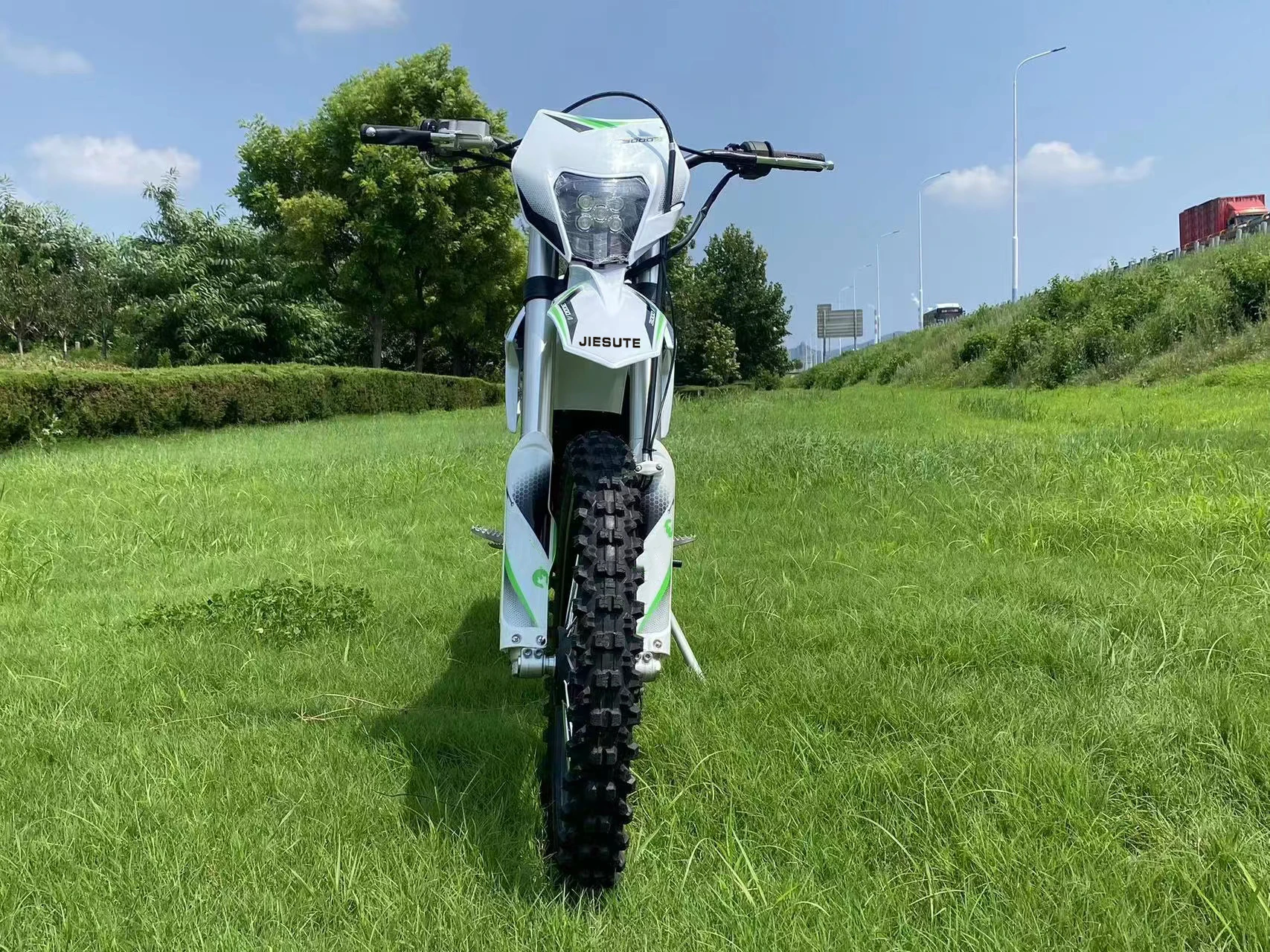 CHONGQING JIESUTE 2023 NEW Electric Dirt Bike Strong Power Electric Motorcycle Electric Mountain Bicycle For Adults