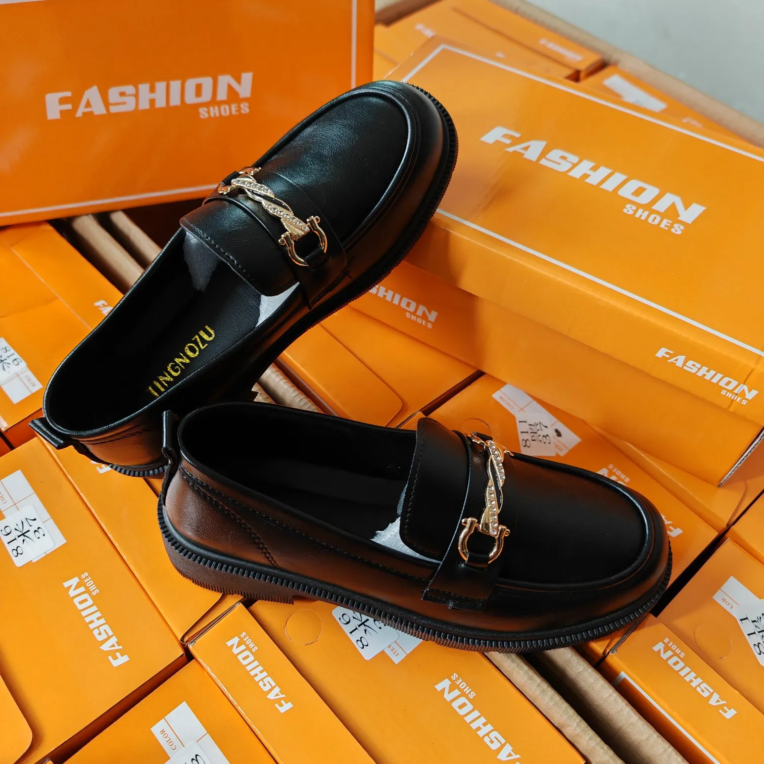 816   Fashion casual sports shoes for women