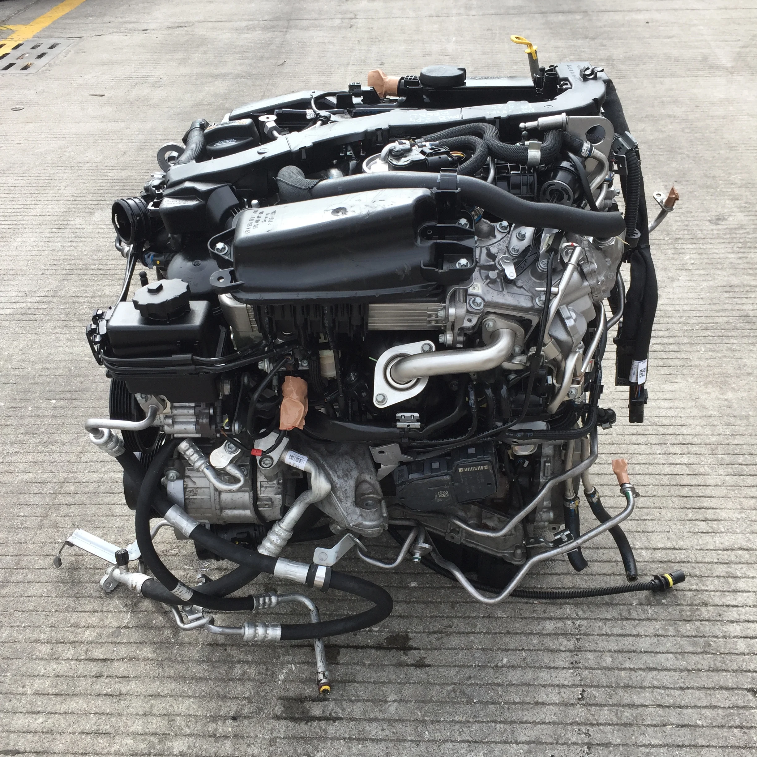 Wholesale Used Original Engine for Mercedes Benz W166 W900 Sprinter 2.1L 651 Engine