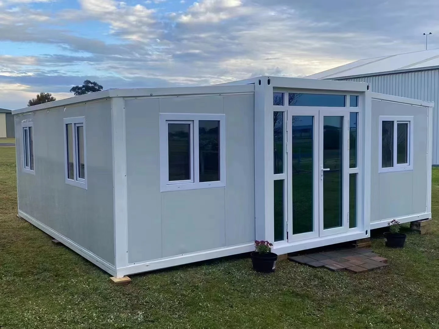 Lower Cost Expandable Container Home  House 40ft Prefabricated Container Module House With 3 Bedroom