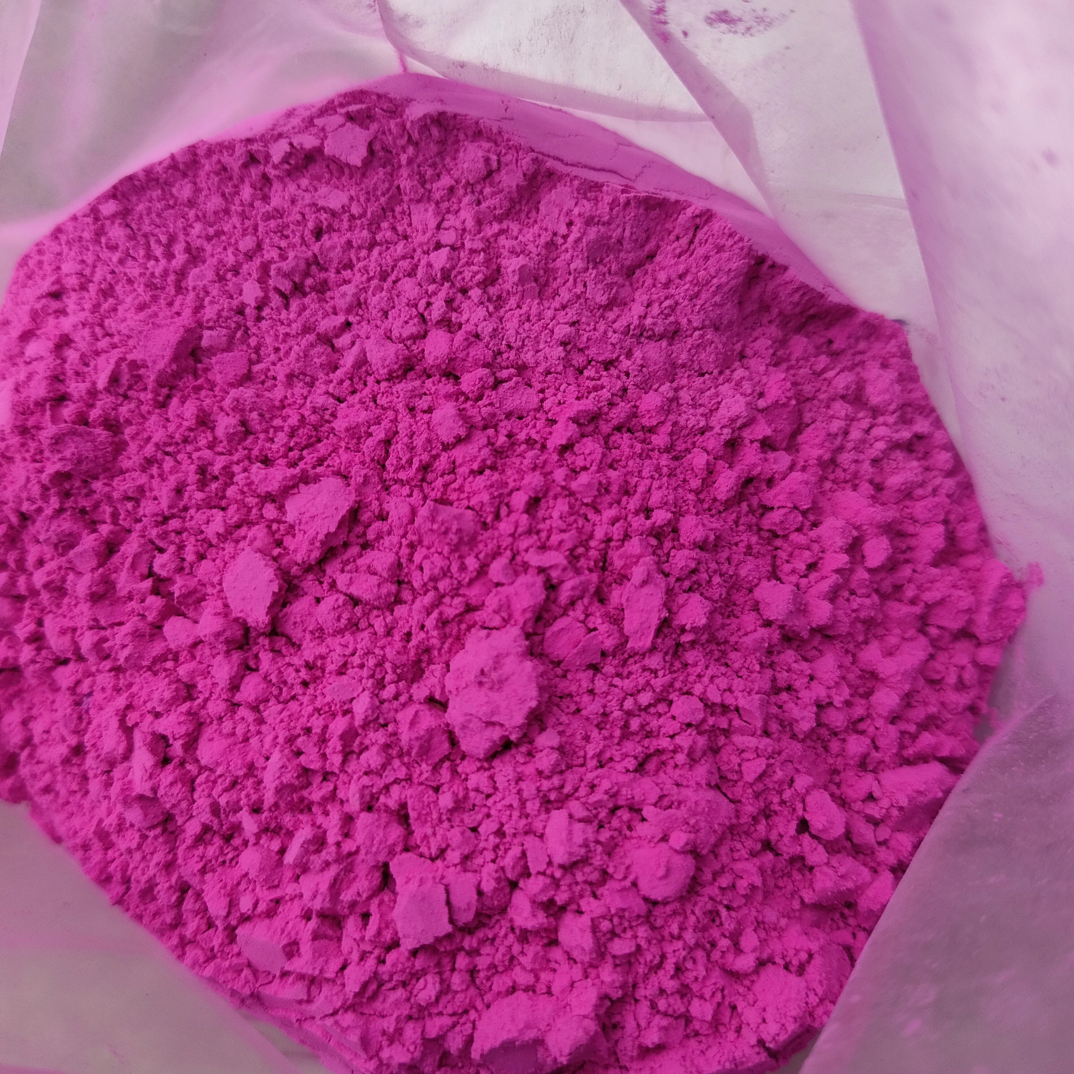 professional customized 25kg blended iron oxide pigments diy yipin pigment iron oxide powder dye fe3o4 for bricks