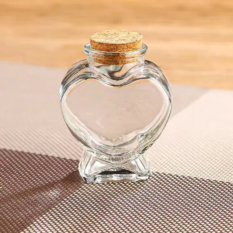 New Design Heart Shaped Wedding Gift decoration glass jars custom logo clear wishing vials Glass Bottle with cork stoppers