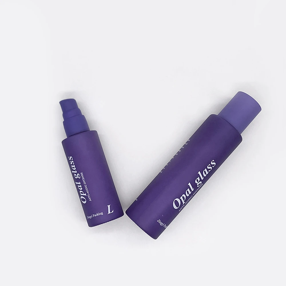 Косметическая сывороточная бутылка из опалового стекла с насосом