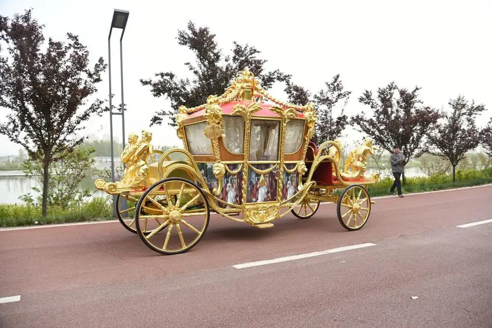 Gold carriage with status royal 8 horse draw carriage manufacturer