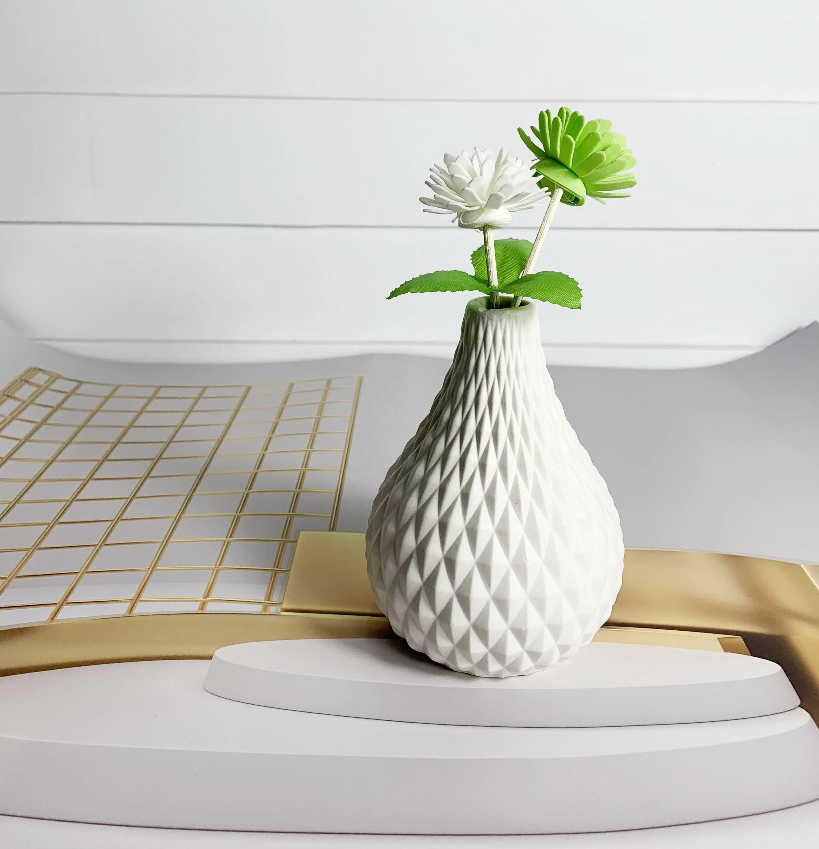 Small Ceramic Vase Modern Geometric Pattern Decorative Stoneware Vase Matte White for Tabletop