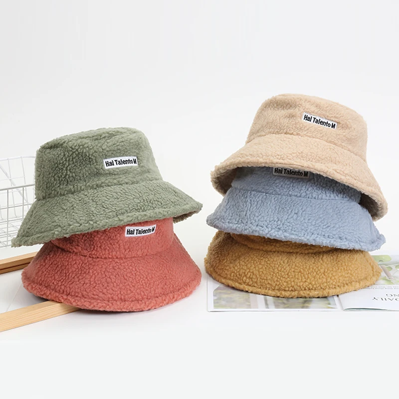Wholesale New Trend Embroidery Winter Warm Lamb Wool Cute Fashion Sherpa Plush Fisherman Hat Bucket Hats Women