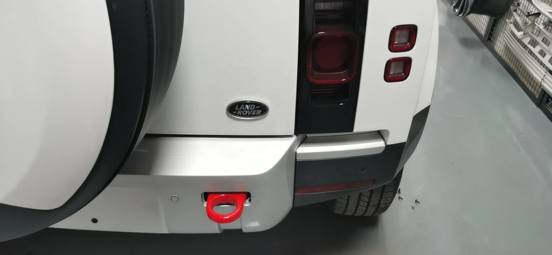 YH-Q-LD006 High quality trailer hitch trailer hook tow hook for Land Rover Defender 110/90 (2020+)