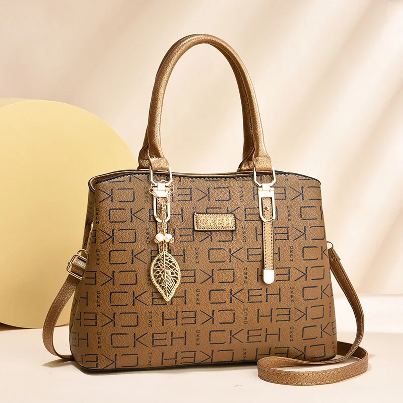 2024 Women luxury designer Pu leather Top-handle handbags Alphabetic printing large capacity vintage mom tote bag