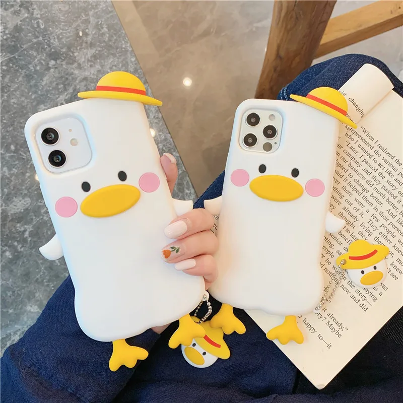 Wholesale Girl Cartoon Cute Straw Hat Duck Soft Rubber Silicone Case Fundas Back Cover for iPhone 7 8 Plus 11 Pro 12 Pro Max