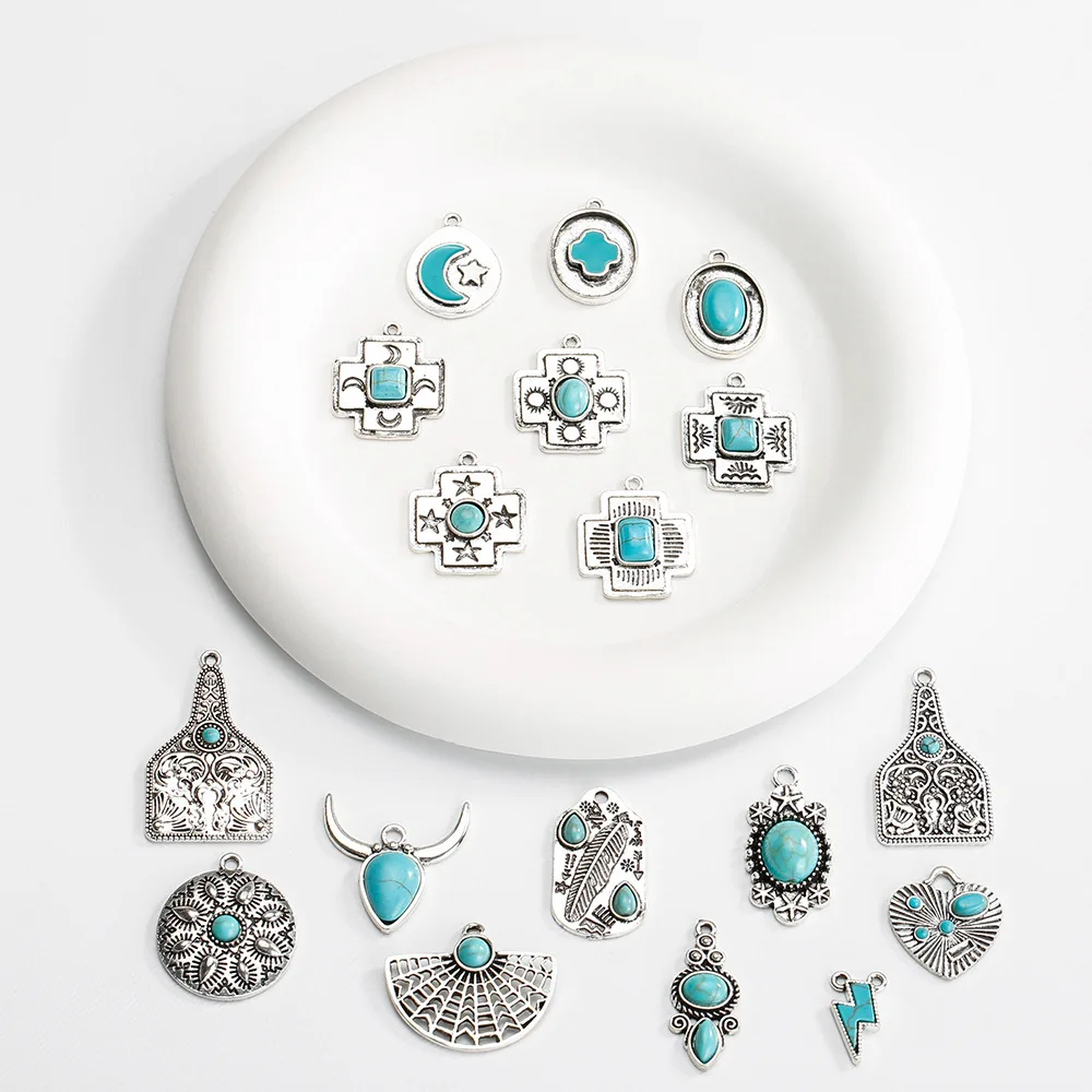 New Retro Bohemian Style Western Charms Bull Head Water Drop Cow Turquoise Pendants for Jewelry Making Accessories