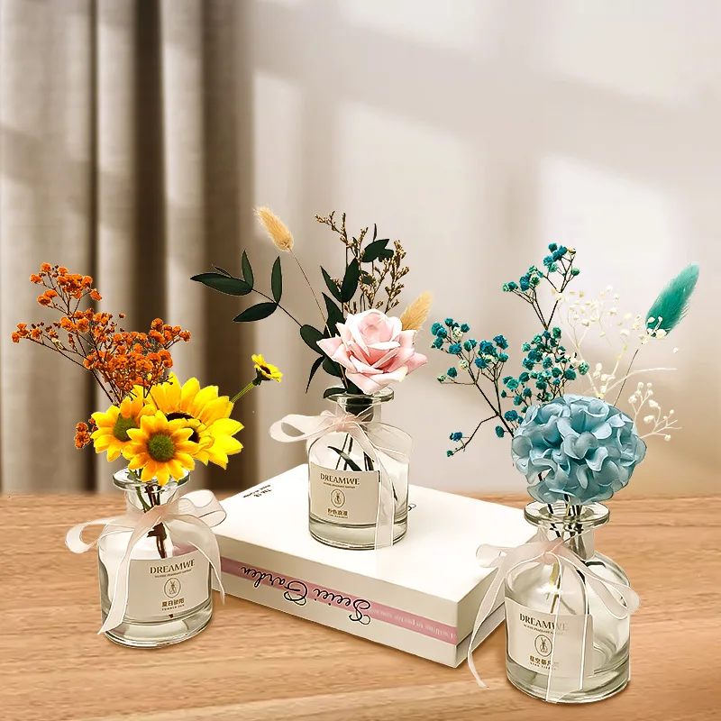 Factory Directly Fashionable Vintage Glass Bottle Fragrance Air Freshener Bathroom Hotel Dried Flower Reed Diffuser With Stick