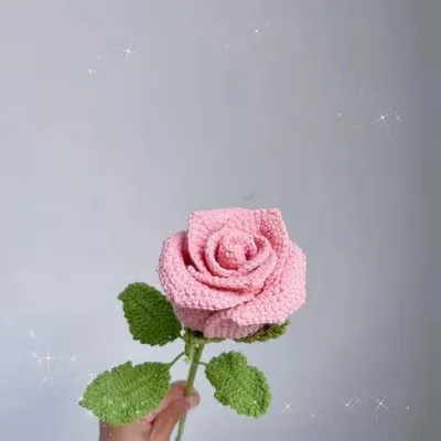 wholesale colorful  Handmade Crochet knitting woolen yarn Artificial red rose Bouquet for gift